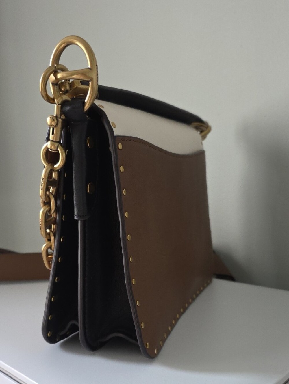 Coach Two-Tone Cream and Brown Leather Bag with Branded Gold Chain Accent - Picture 8 of 8